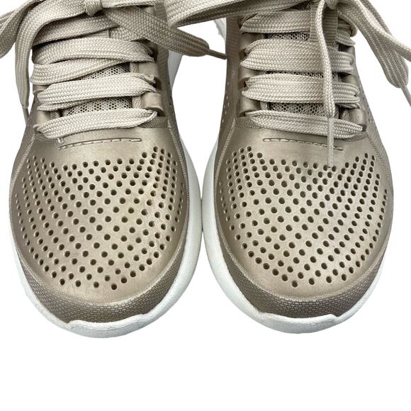 CROCS LiteRide Pacer Women's Metallic Champagne Gold Sneakers Sz 5 - Picture 4 of 12
